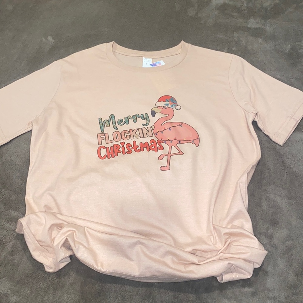 New Funny Christmas Flamingo Shirt Merry Flockin’ Christmas T-Shirt Small